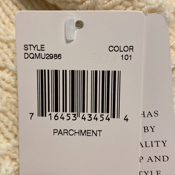 DANA BUCHMAN Sweater size L brand new with tag length 25” bust 34” - Picture 12 of 12